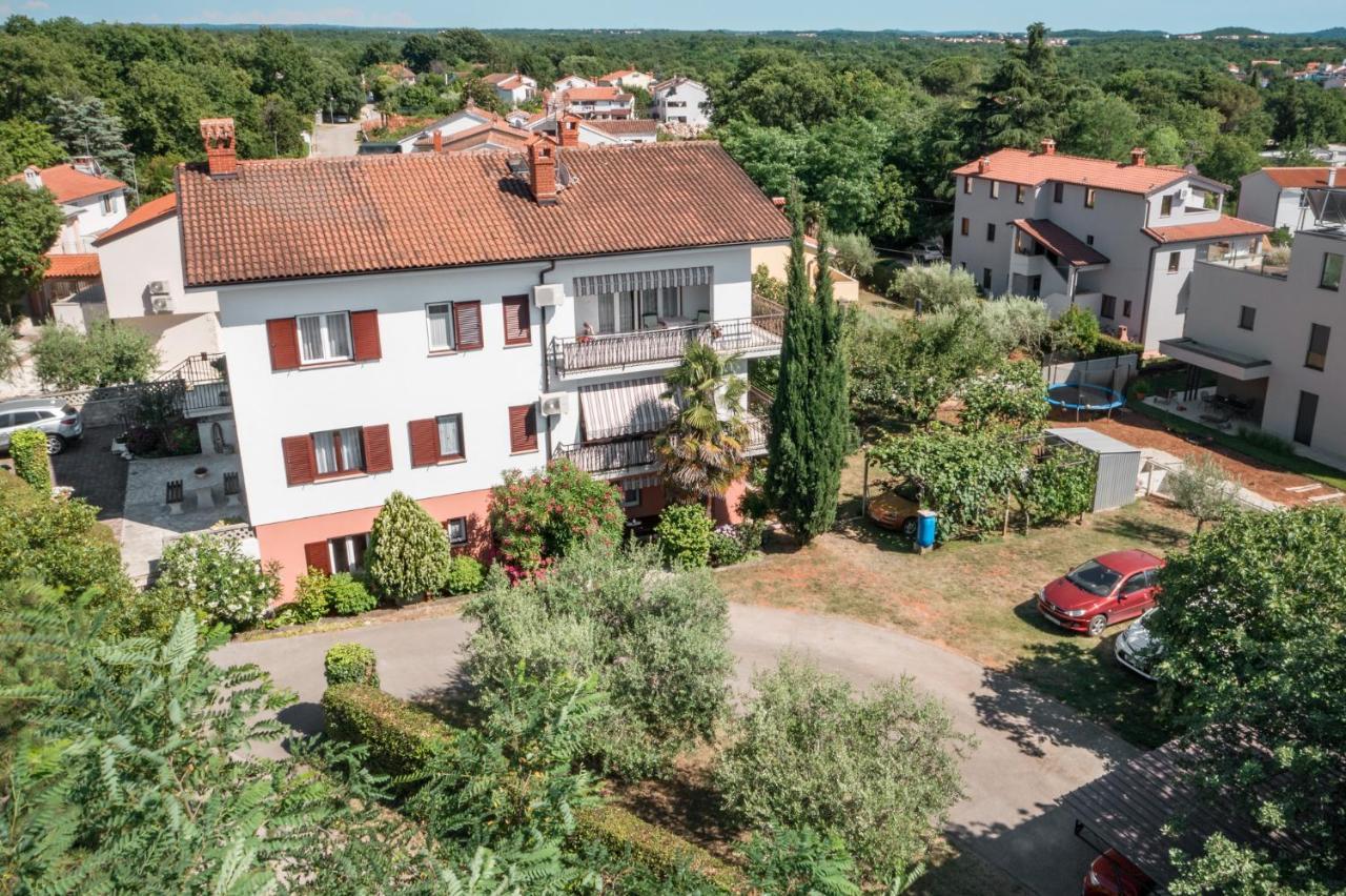Apartments Marcan Porec Exterior photo